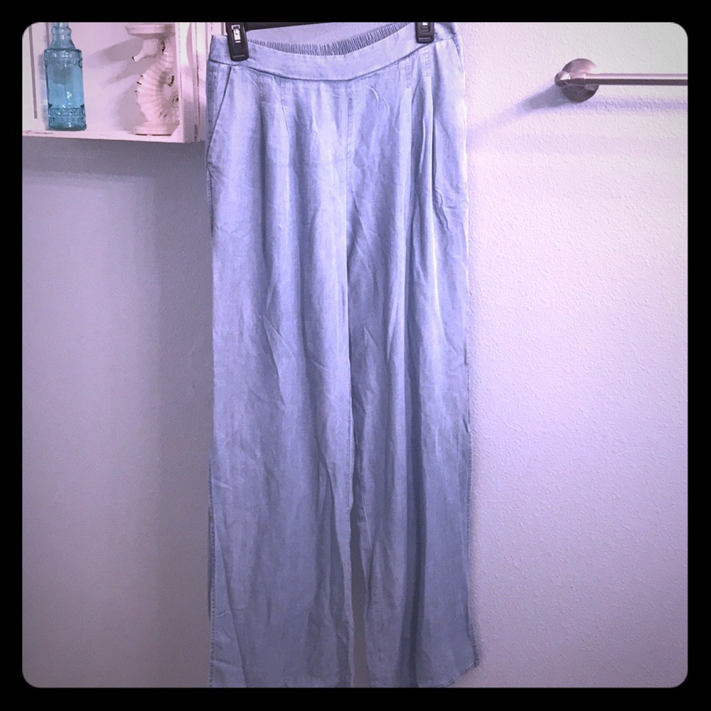Size M chambray palazzo pants
